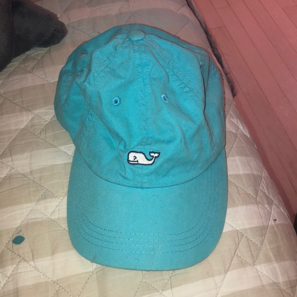 Blue vineyard vines hat